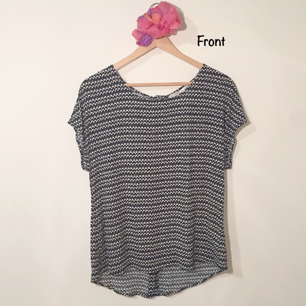 Max Studio Womans Short Sleeve Back-Button Top, M